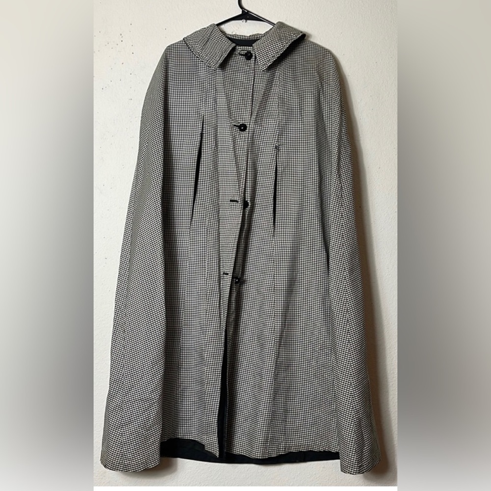 Vintage reversible cape needs TLC -one size